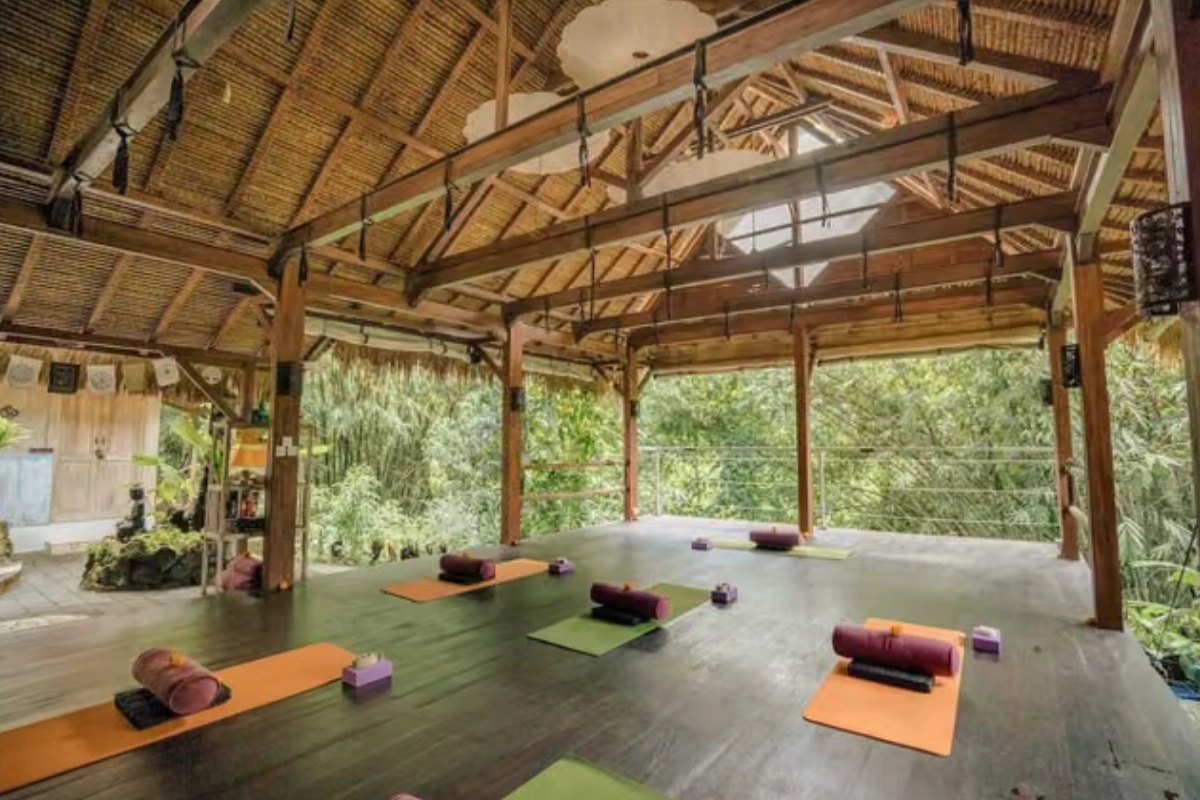 Basundari wellness retreat surrounded by greenery in Ubud