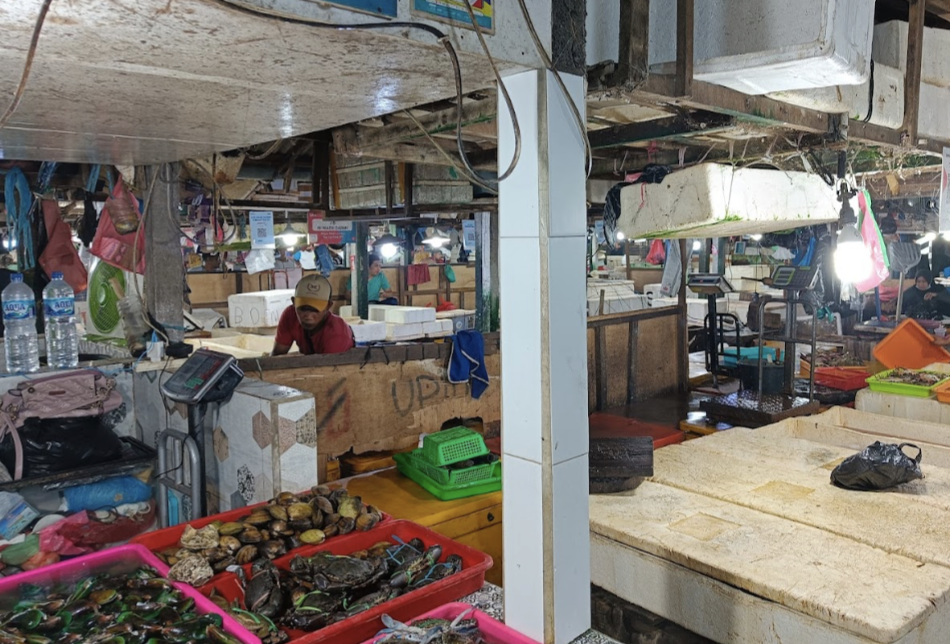 Red snapper and grouper at Kedonganan Fish Market