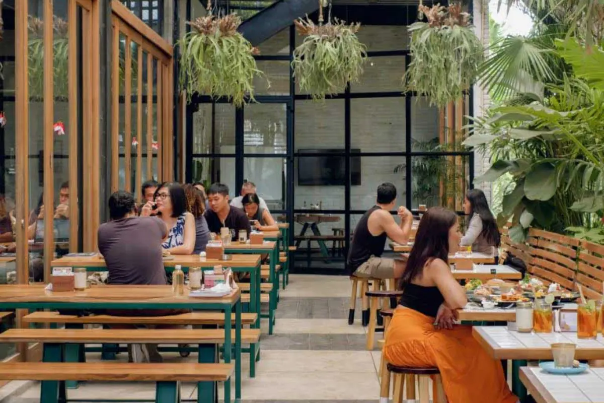 Livingstone Cafe Seminyak coffee and pastries
