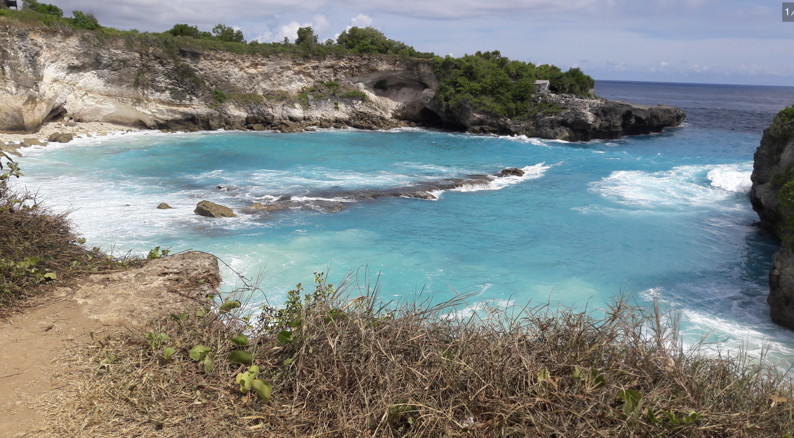 Nusa Lembongan turquoise waters and coastal views