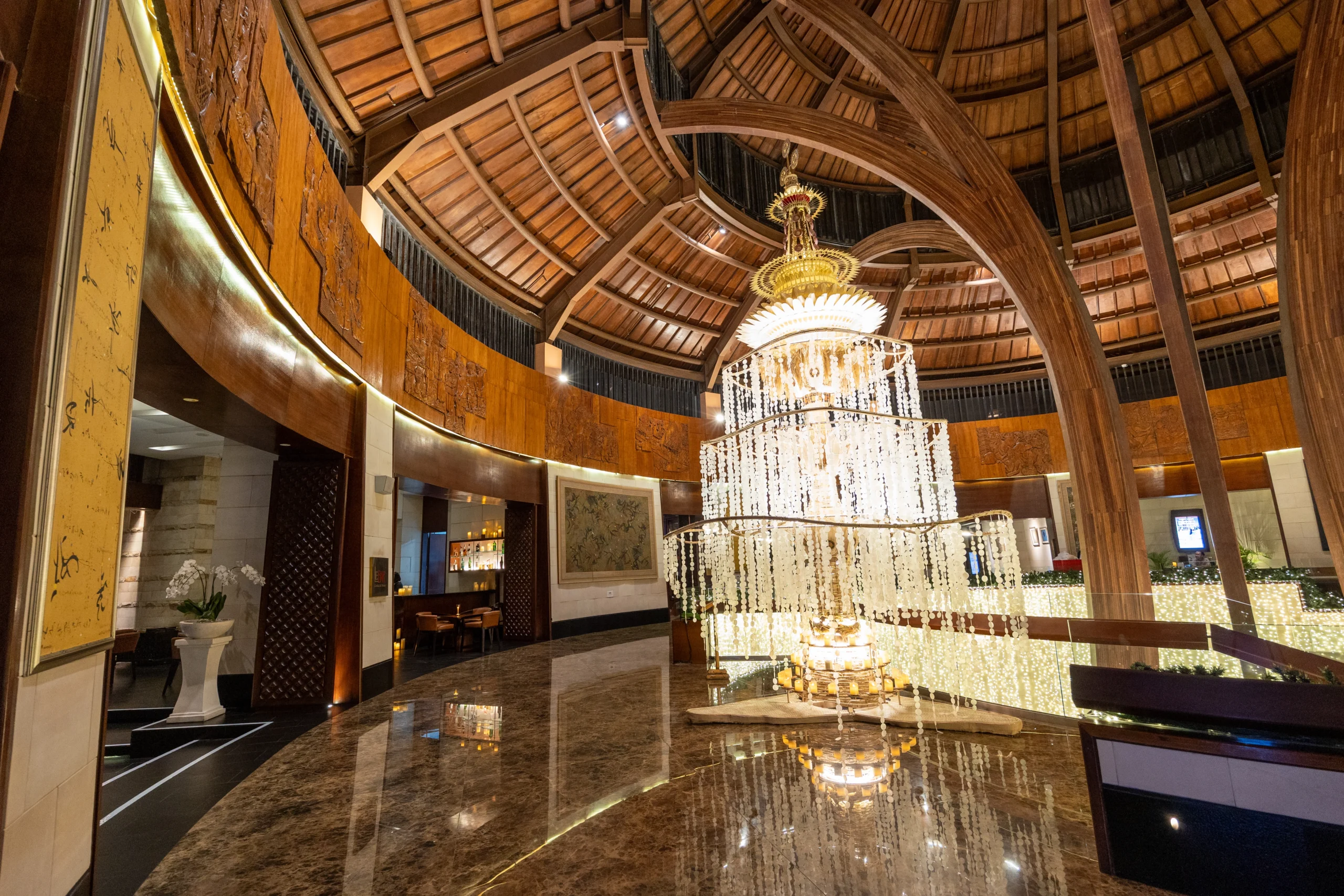 Where Sea Meets Mountain: Sofitel Bali Nusa Dua Unveils a Segara Gunung Christmas Tree