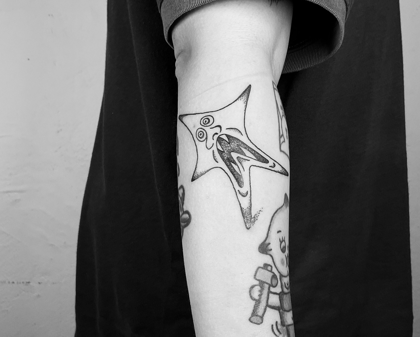 A Caya Dilaga Bali contemporary blackwork tattoo artist